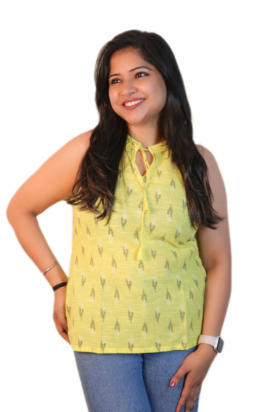 Maavish Women Yellow and Black Geometric Printed Halter Neck Top with Tie-Up