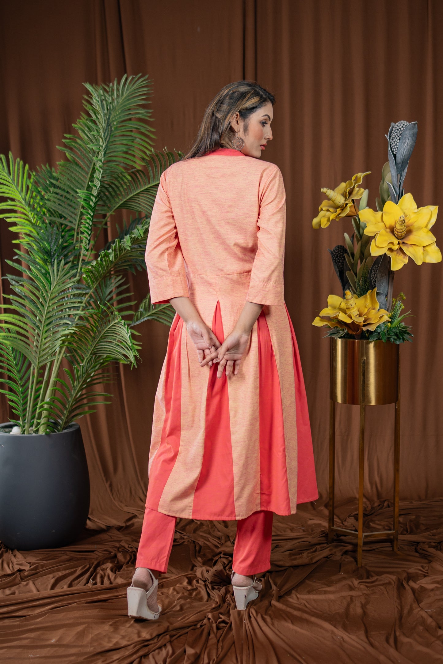 Kalli Solid Kurta Set