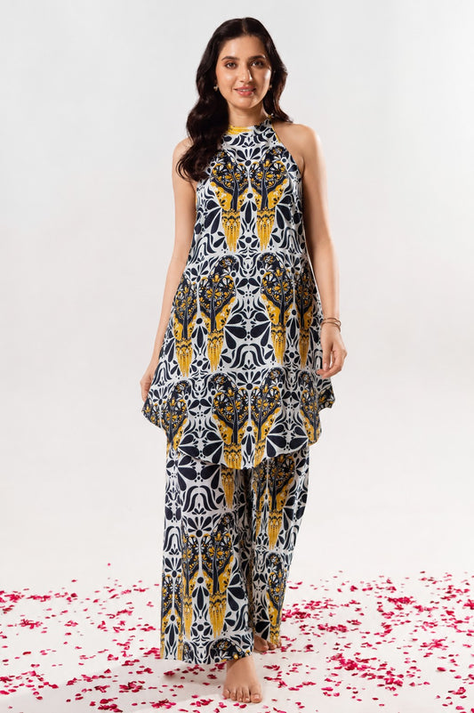 Halter Neck Kurta Set.
