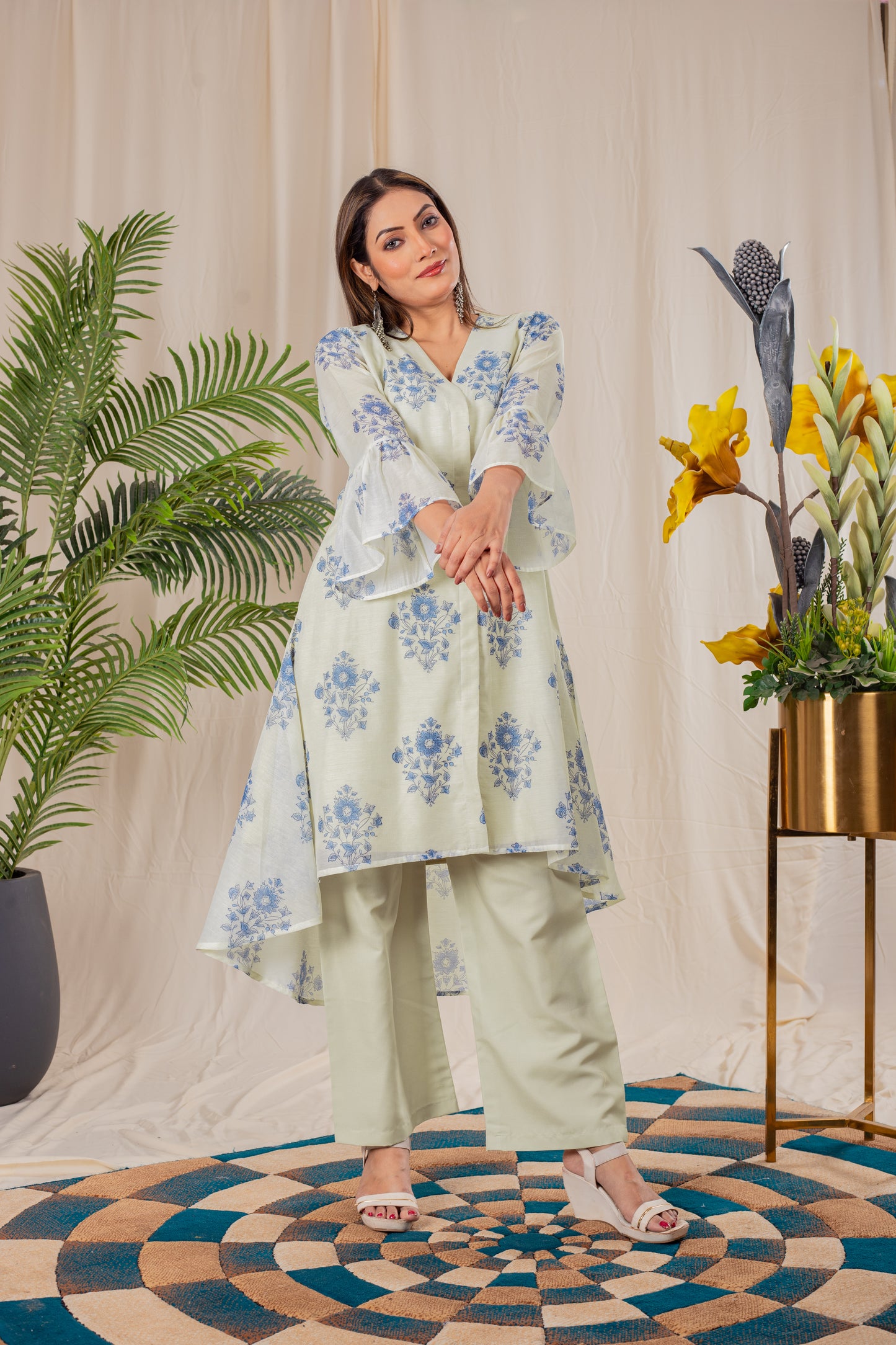 Ivory V-Neck Floral Kurta Set