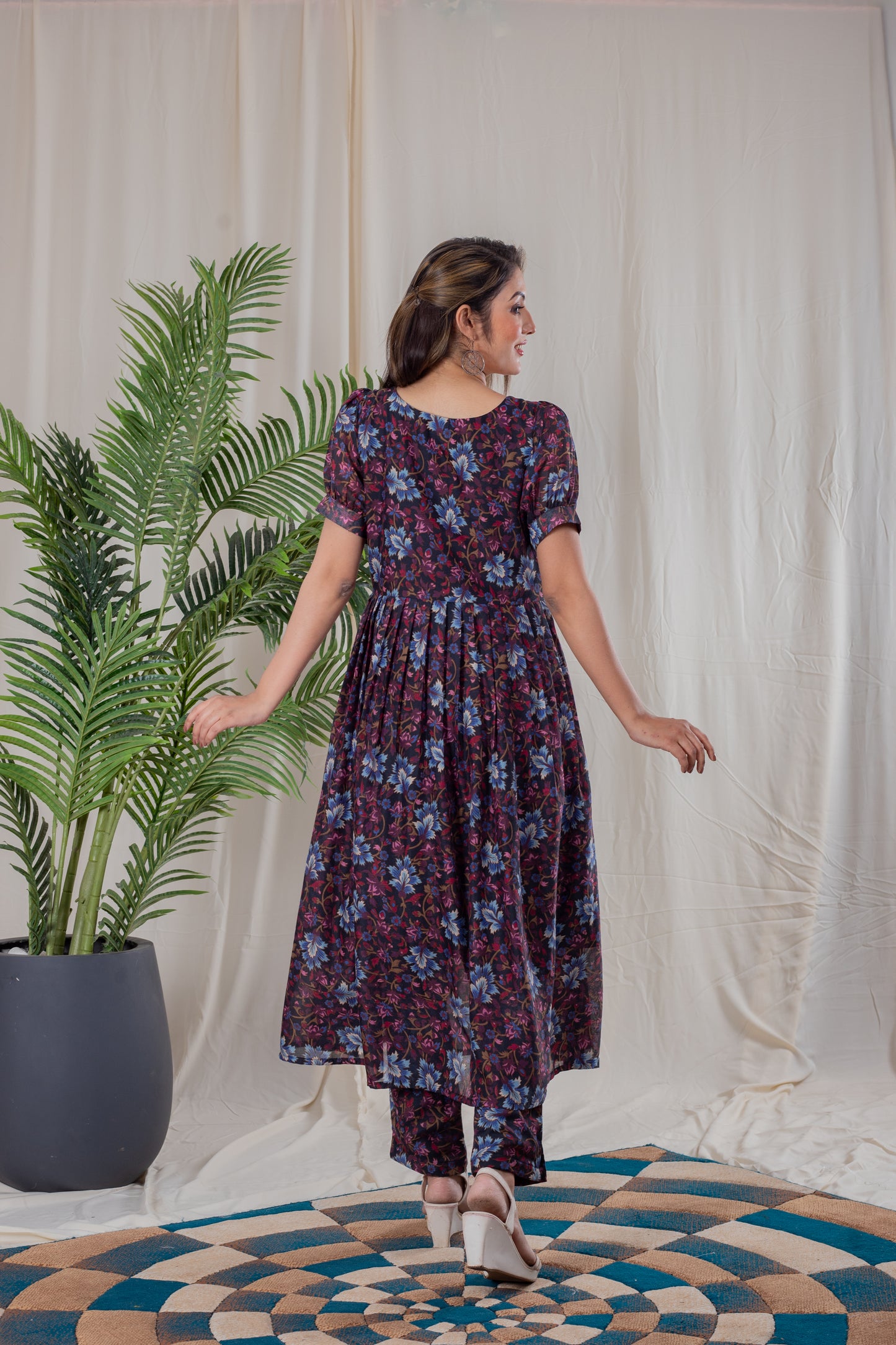 Floral Print Pleated Kurta Set