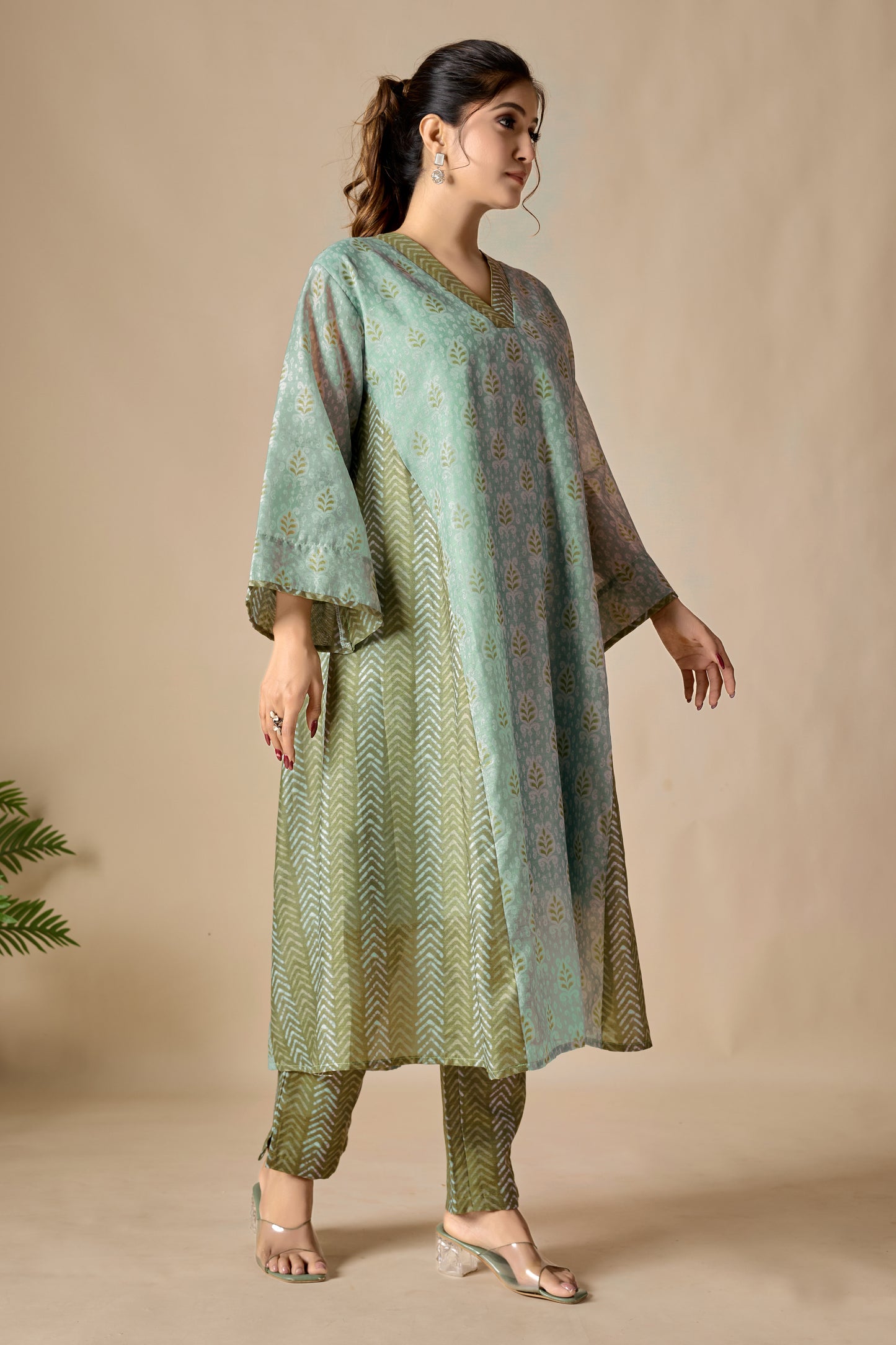 Green Kaftan Cum Kurta Set