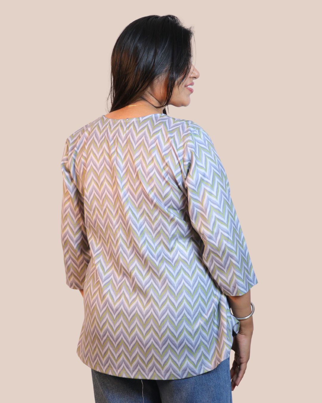 Grey Chevron Printed Short Kurti 3/4