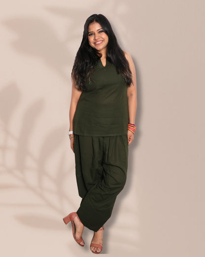 Solid Teal Green Sleeveless Kurti  Pharsi Pant Set