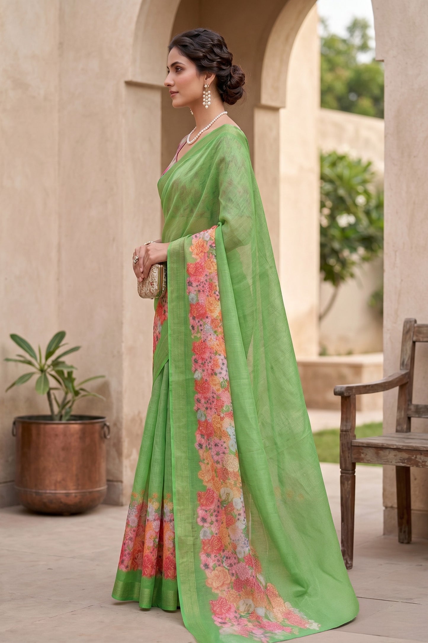 Maavish | Digital Floral Print Poly-Linen Saree Green